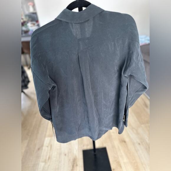 Zara button down shirt with embroidered details - Picture 6 of 8